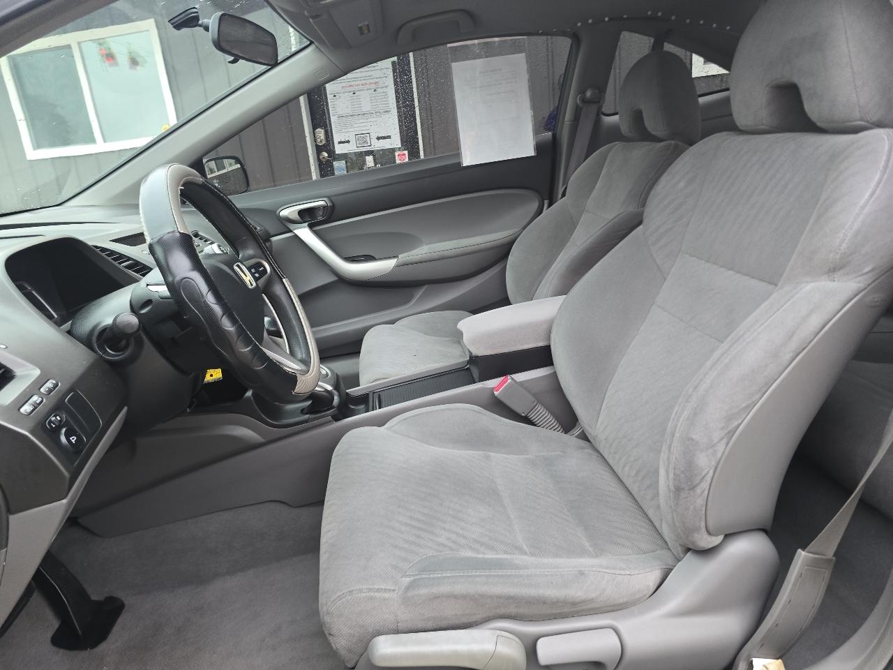 Honda Civic EX Coupe 5-Speed AT 2009