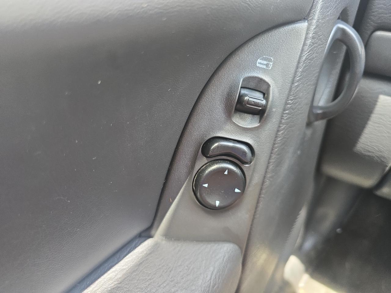 Jeep Liberty Rocky Mountain Edition 4WD 2004