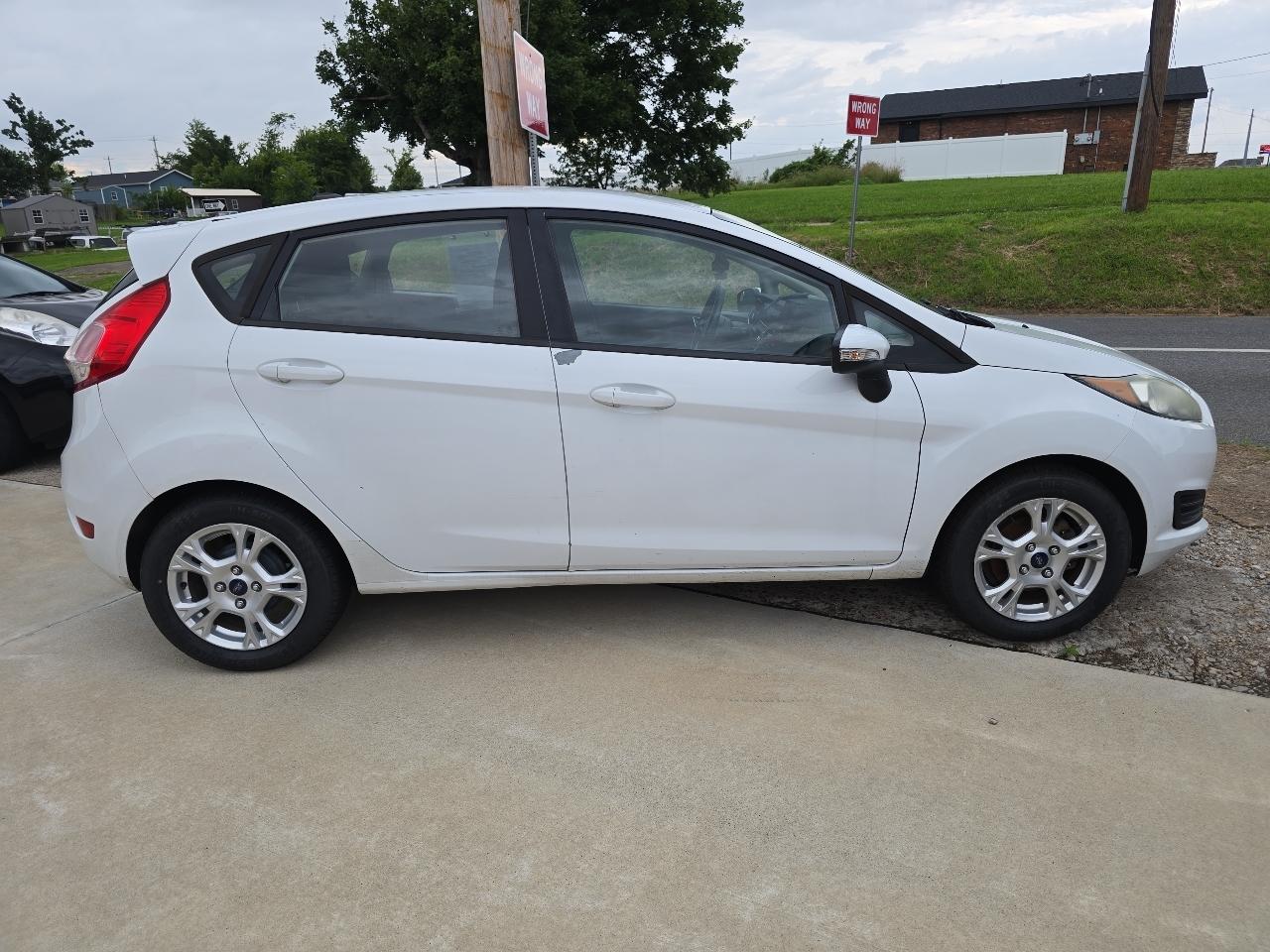 Ford Fiesta 5dr HB SE 2015