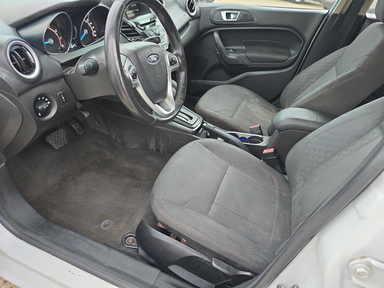 Ford Fiesta 5dr HB SE 2015