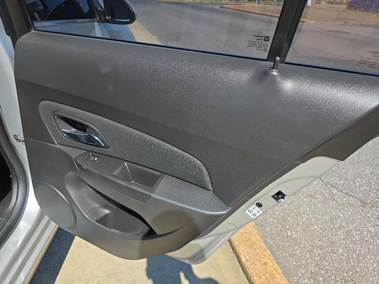 Chevrolet Cruze 1LT Auto 2015