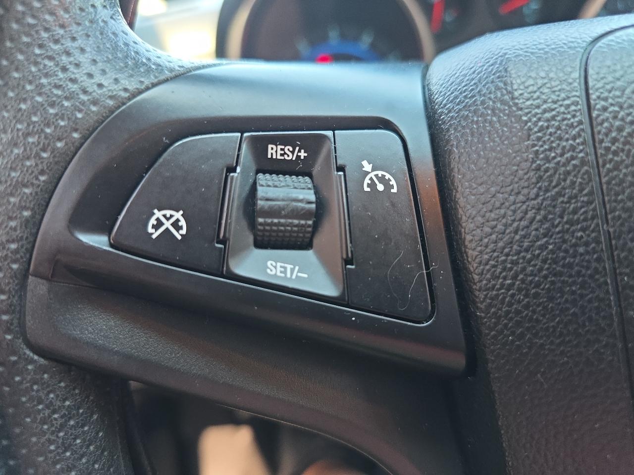 Chevrolet Cruze 1LT Auto 2015