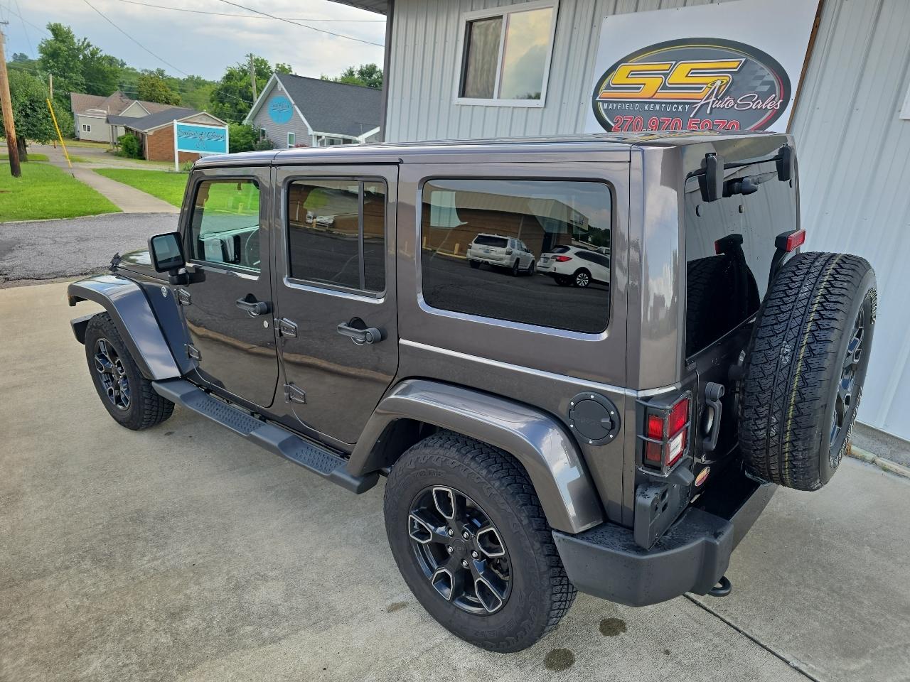 Jeep Wrangler JK Unlimited Sahara 4WD 2018