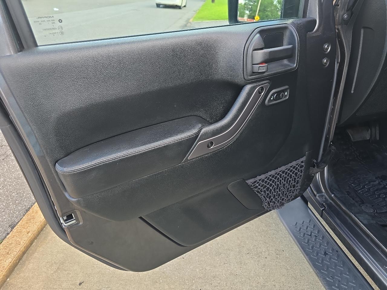 Jeep Wrangler JK Unlimited Sahara 4WD 2018
