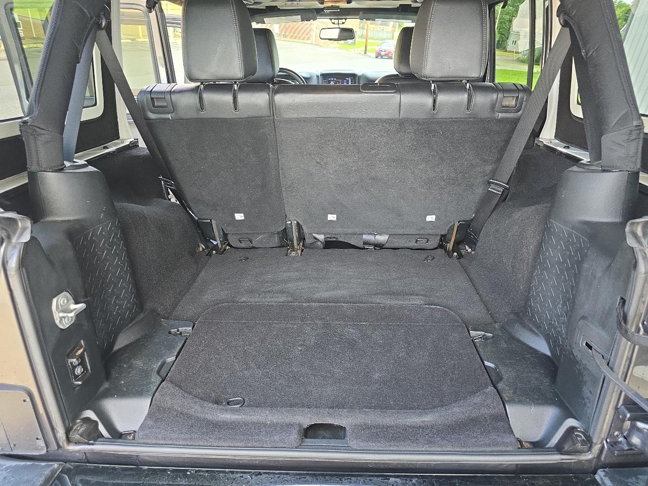 Jeep Wrangler JK Unlimited Sahara 4WD 2018