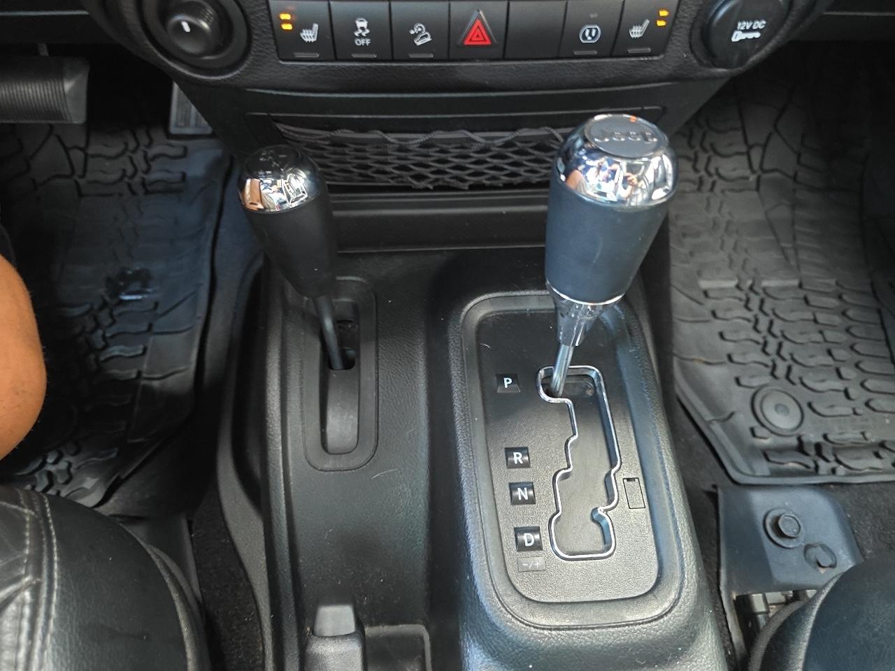 Jeep Wrangler JK Unlimited Sahara 4WD 2018