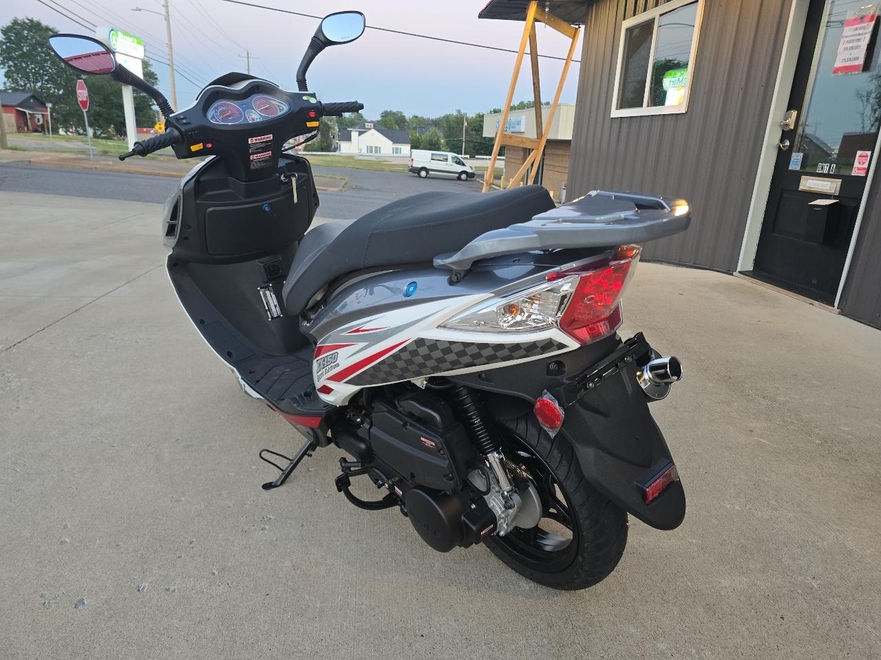 Wolf Brand Scooters EX-150  2026