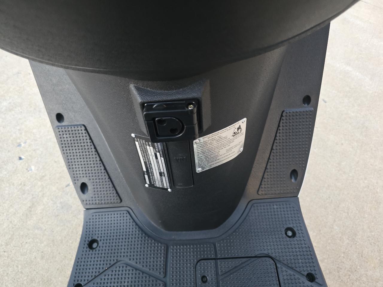 Wolf Brand Scooters EX-150  2026