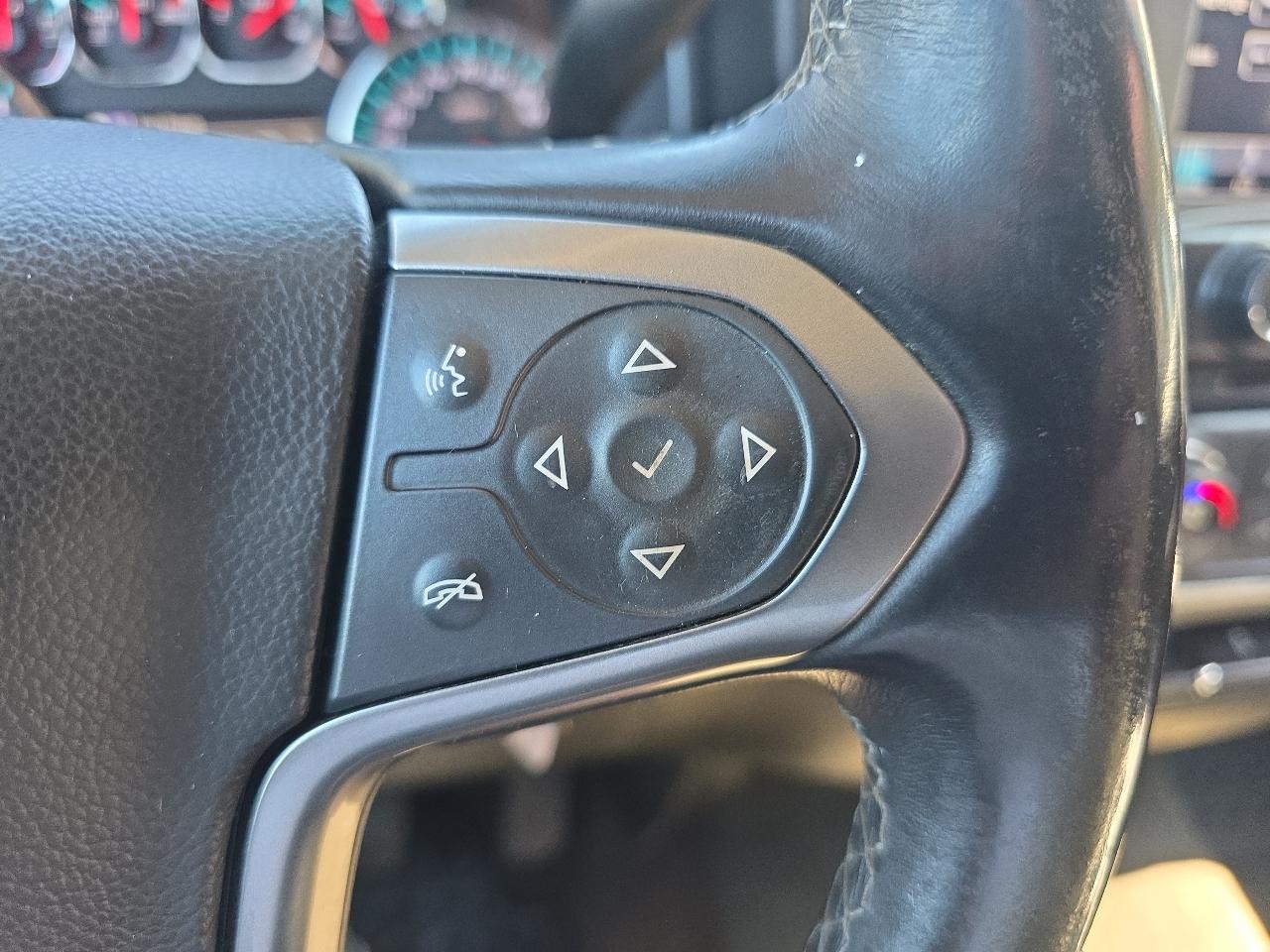 Chevrolet Silverado 1500 LT Crew Cab Long Box 4WD 2015