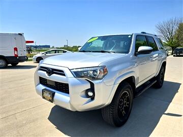 2022 Toyota 4Runner SR5 4WD (Natl)