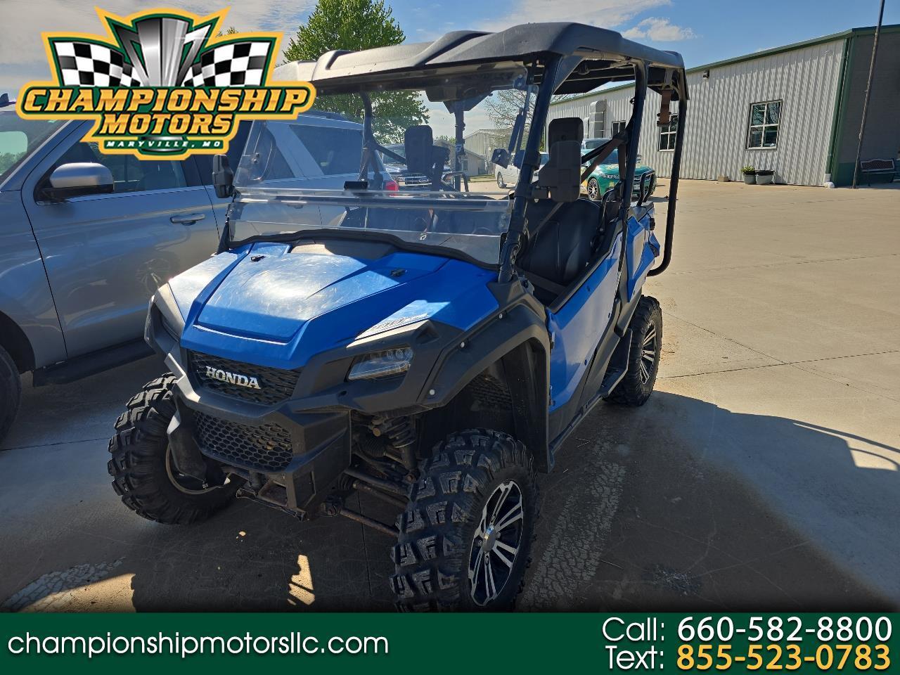 2017 Honda Pioneer 1000 5 Deluxe 