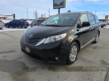 2014 Toyota Sienna 5dr 7-Pass Van V6 XLE AAS FWD (Natl)