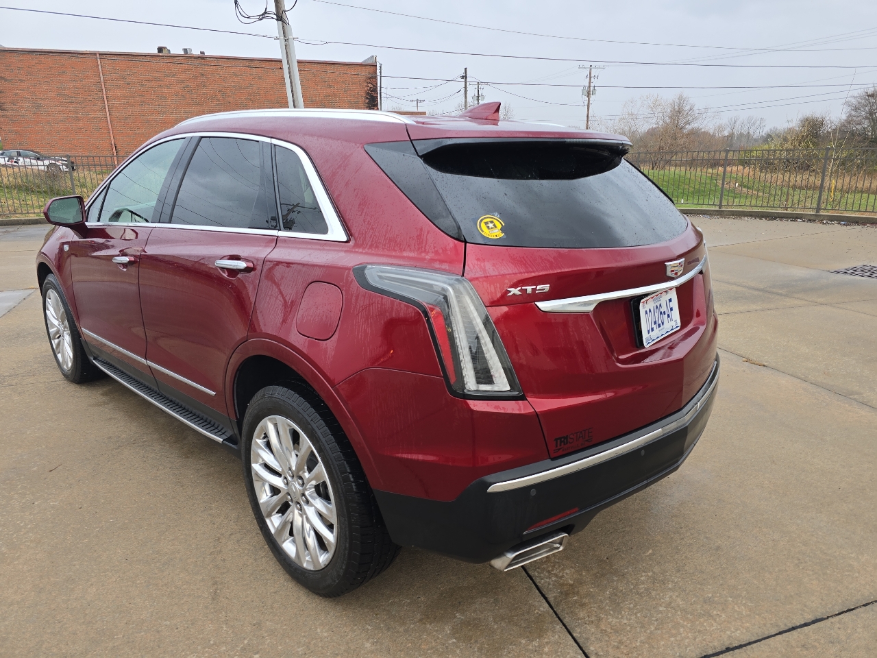 2018 Cadillac XT5 Luxury photo 2