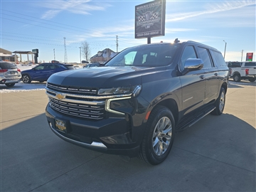2023 Chevrolet Suburban 4WD 4dr Premier