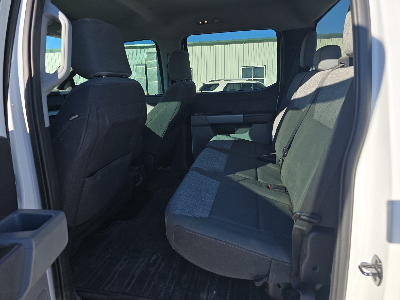 Ford Super Duty F-350 SRW XLT 4WD Crew Cab 6.75' Box 2023