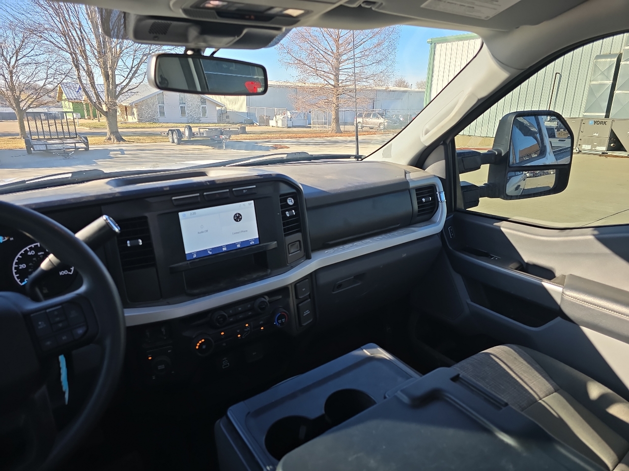 Ford Super Duty F-350 SRW XLT 4WD Crew Cab 6.75' Box 2023