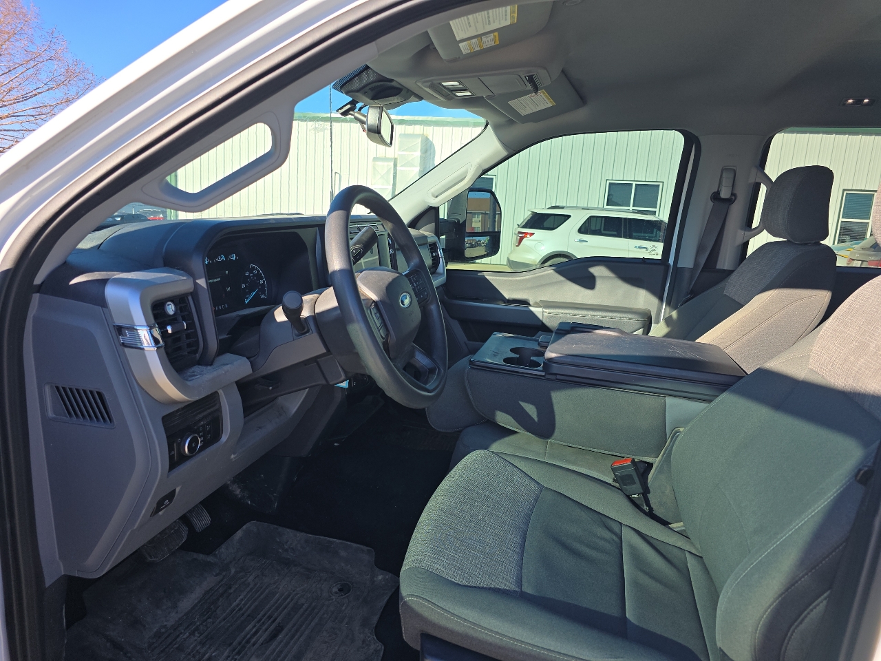 Ford Super Duty F-350 SRW XLT 4WD Crew Cab 6.75' Box 2023