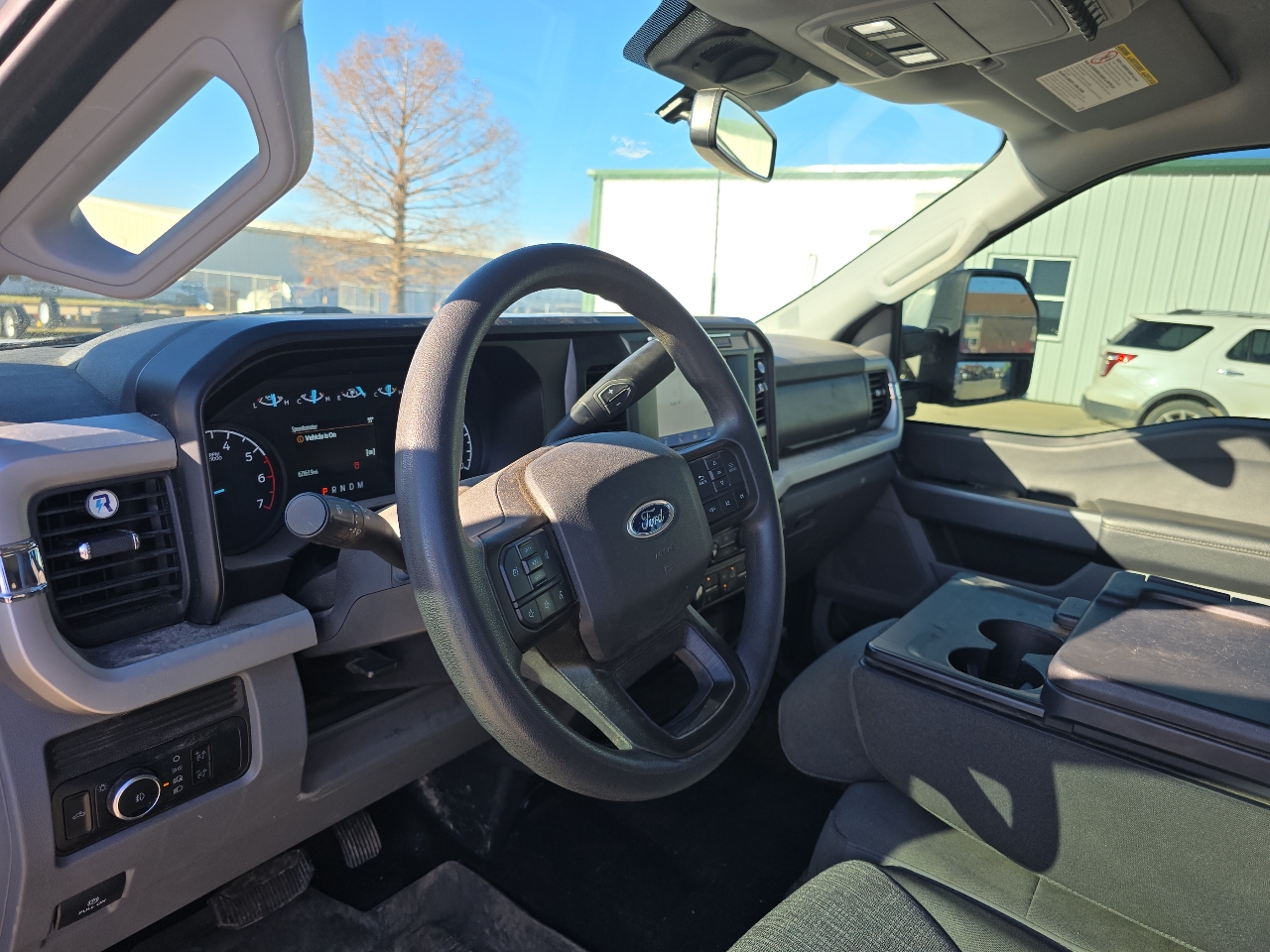 Ford Super Duty F-350 SRW XLT 4WD Crew Cab 6.75' Box 2023