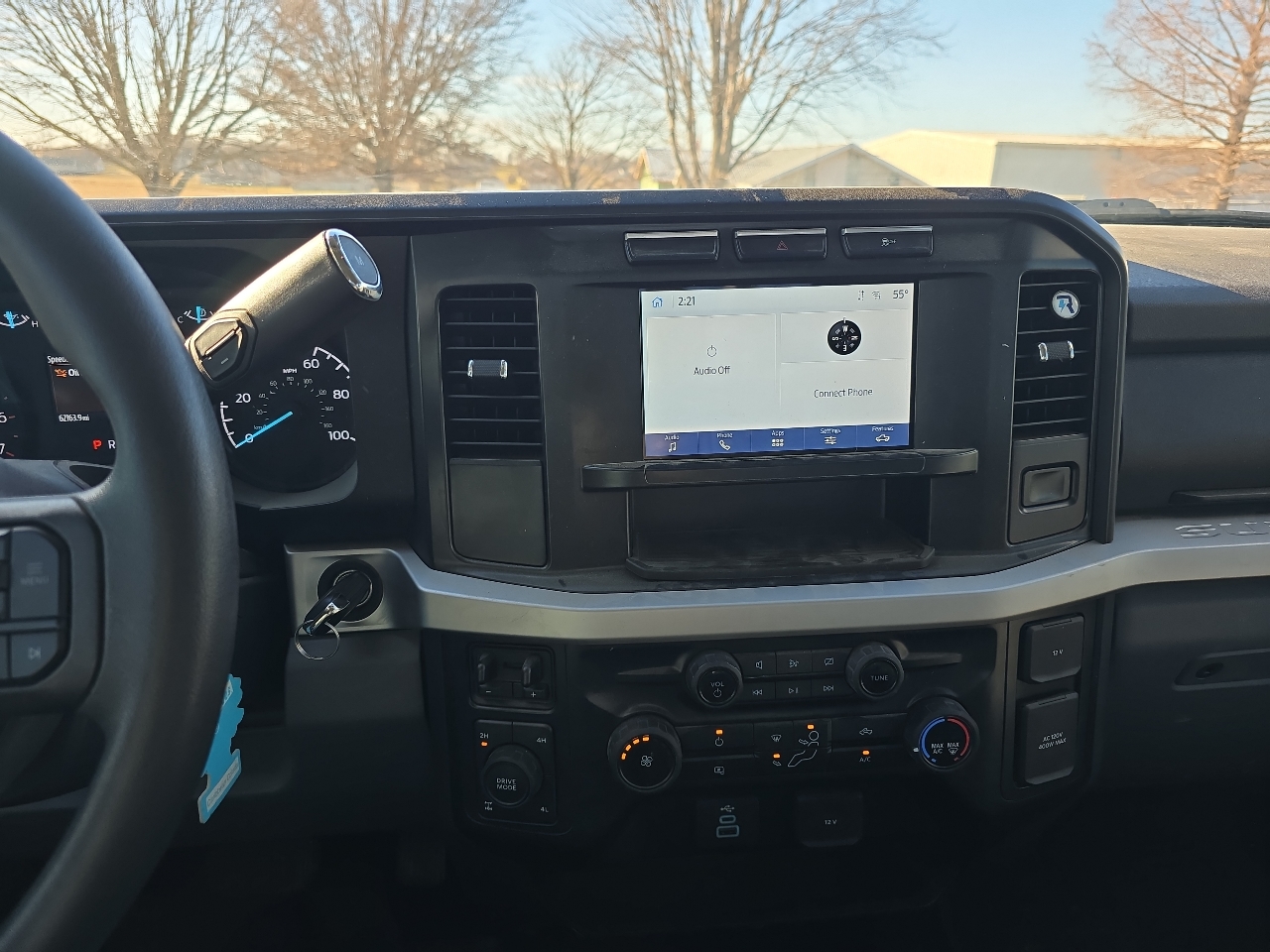 Ford Super Duty F-350 SRW XLT 4WD Crew Cab 6.75' Box 2023