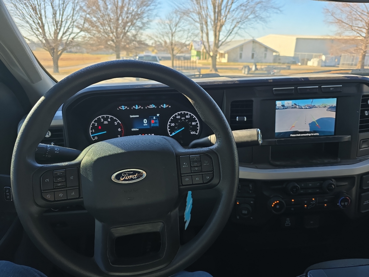 Ford Super Duty F-350 SRW XLT 4WD Crew Cab 6.75' Box 2023