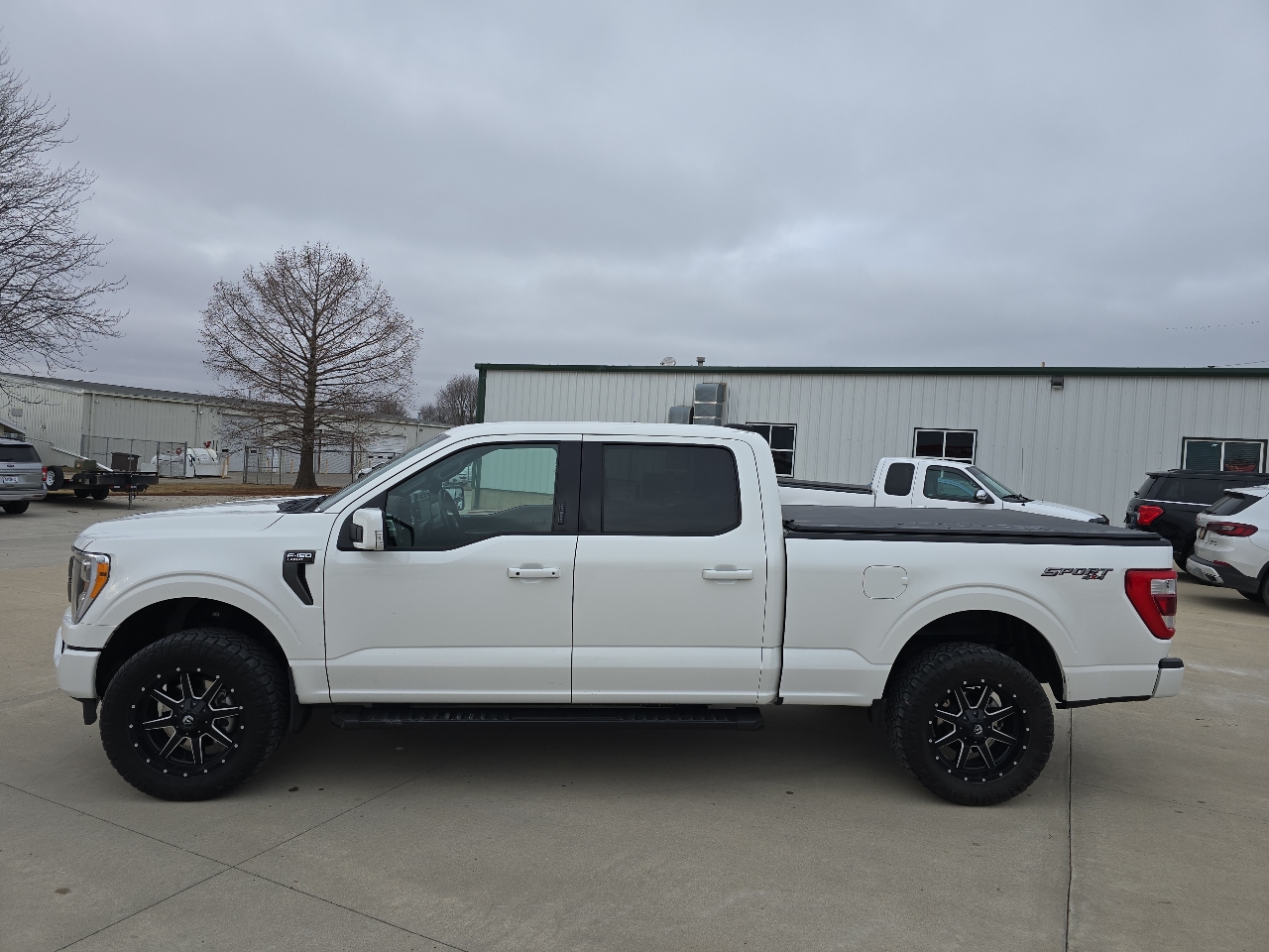 Ford F-150 Lariat 4WD SuperCrew 5.5' Box 2023