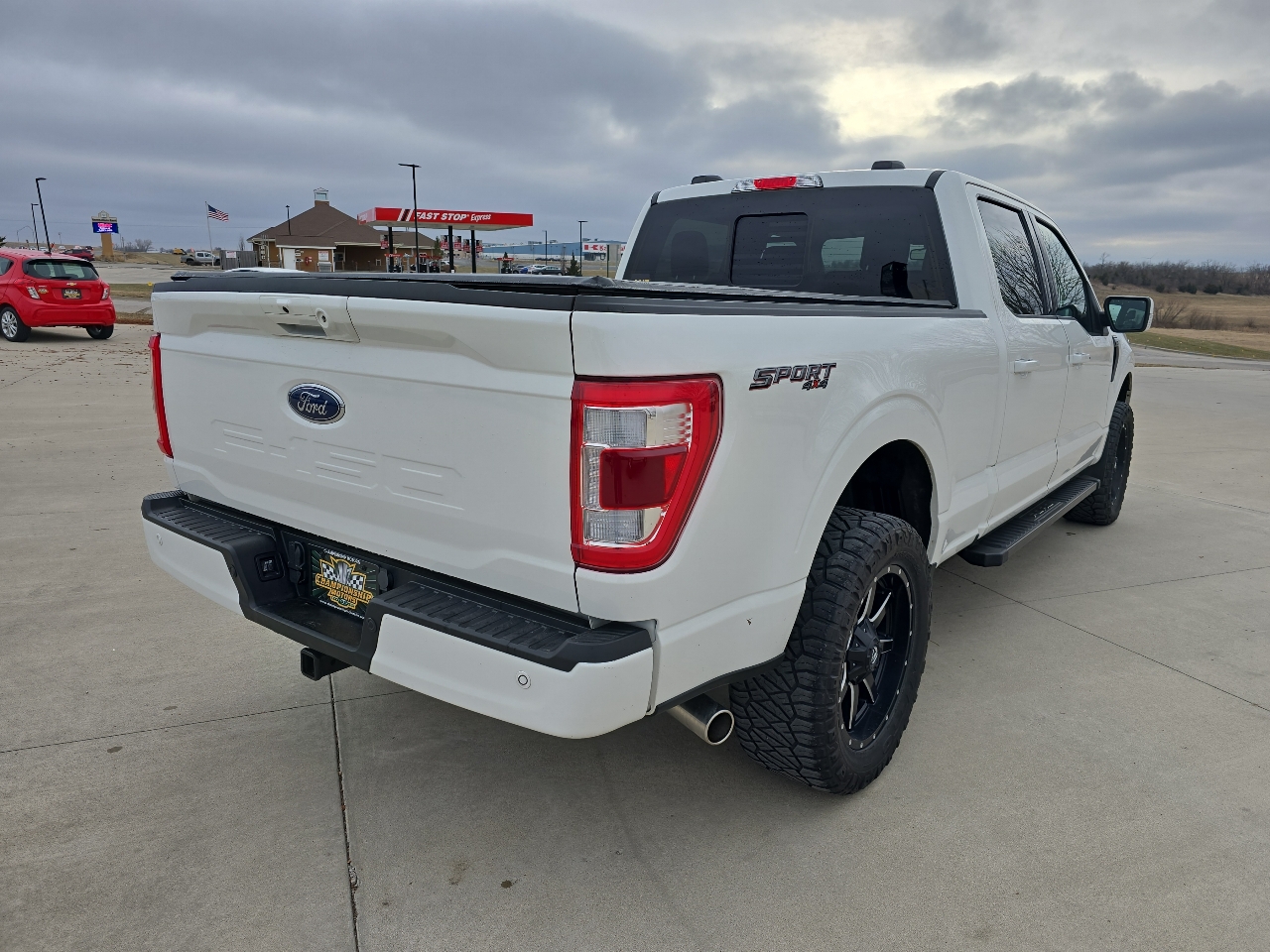 Ford F-150 Lariat 4WD SuperCrew 5.5' Box 2023