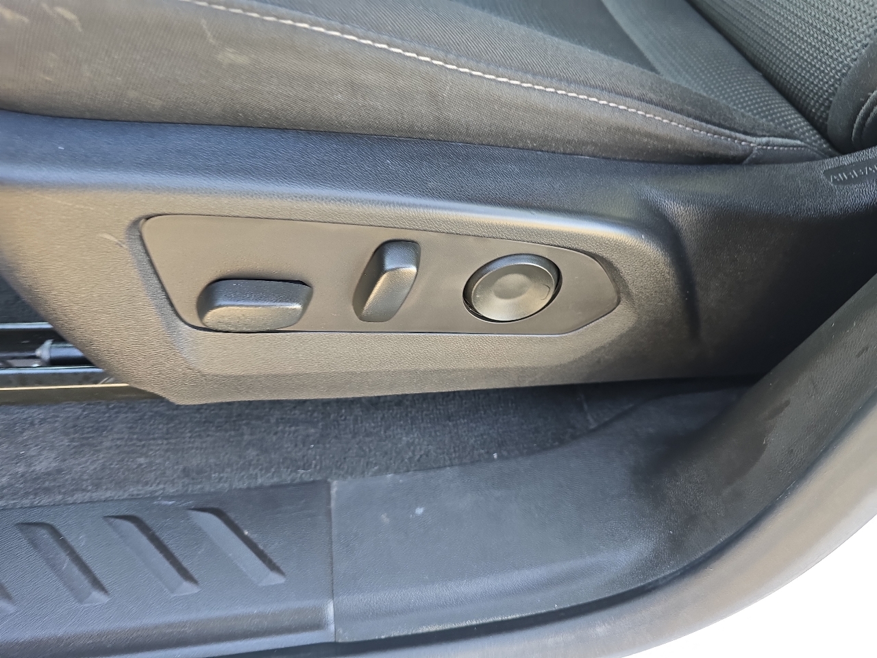 Chevrolet Colorado 4WD Crew Cab LT 2023