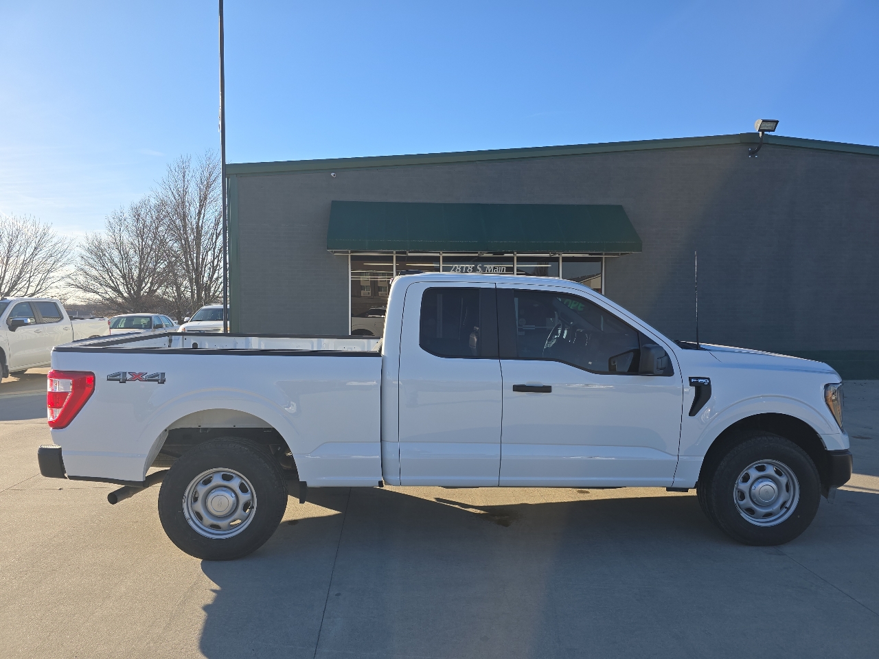 Ford F-150 XL SuperCab 6.5-ft. Bed 4WD 2023