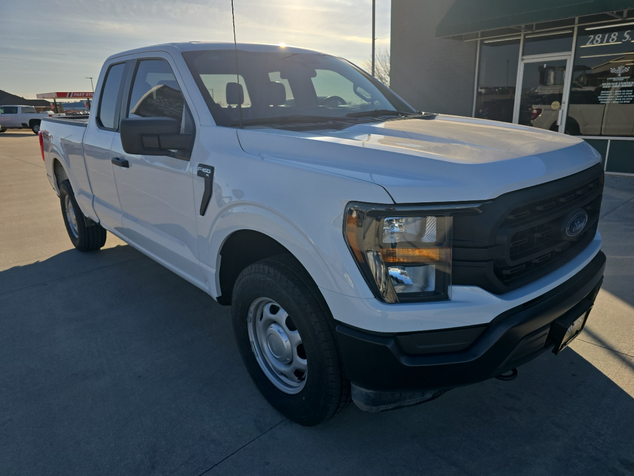 Ford F-150 XL SuperCab 6.5-ft. Bed 4WD 2023