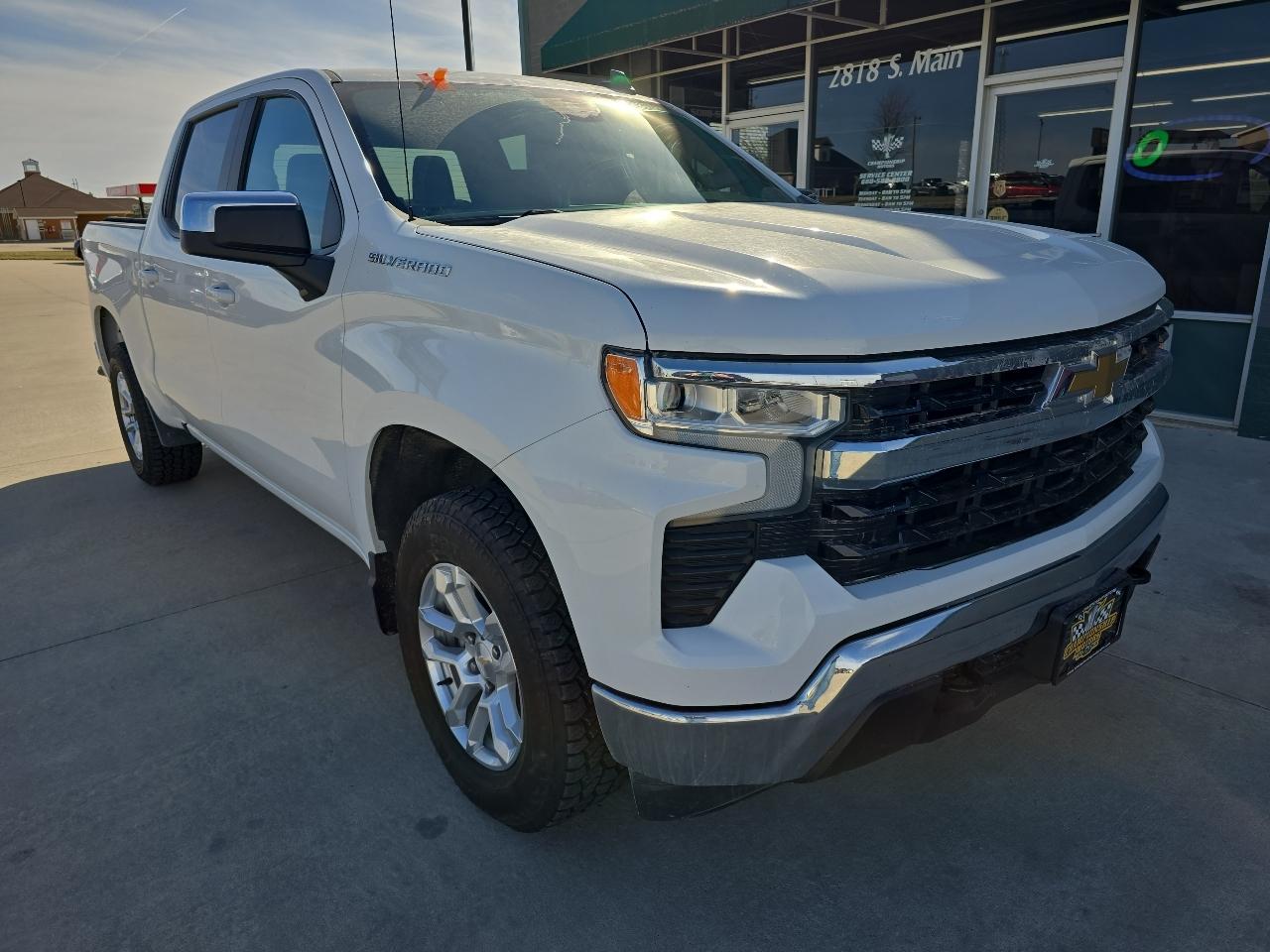 Chevrolet Silverado 1500 4WD Crew Cab 147" LT w/1LT 2022
