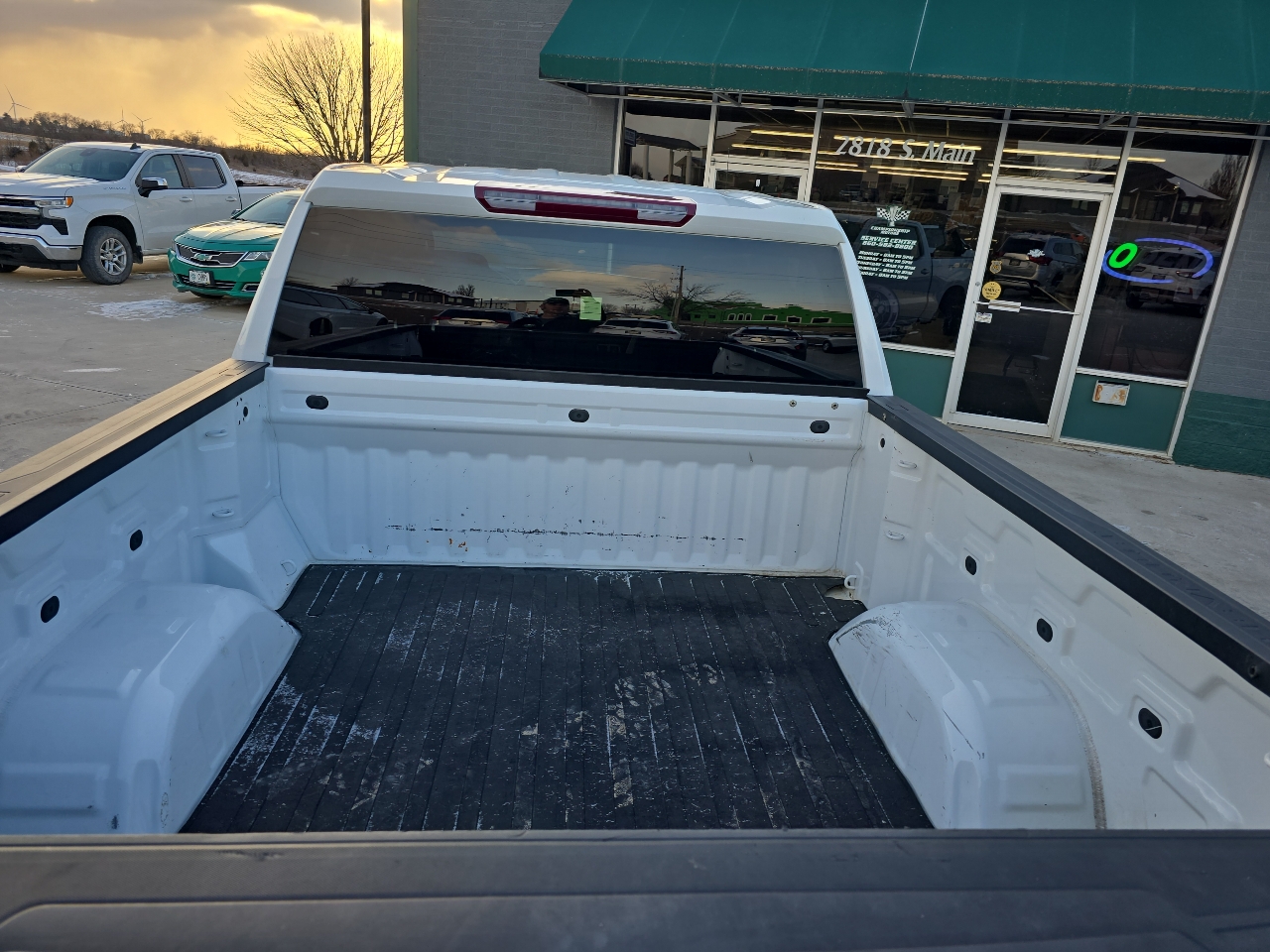 Chevrolet Silverado 1500 4WD Crew Cab 147" LT w/1LT 2022