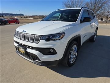 2022 Jeep Compass Latitude Lux