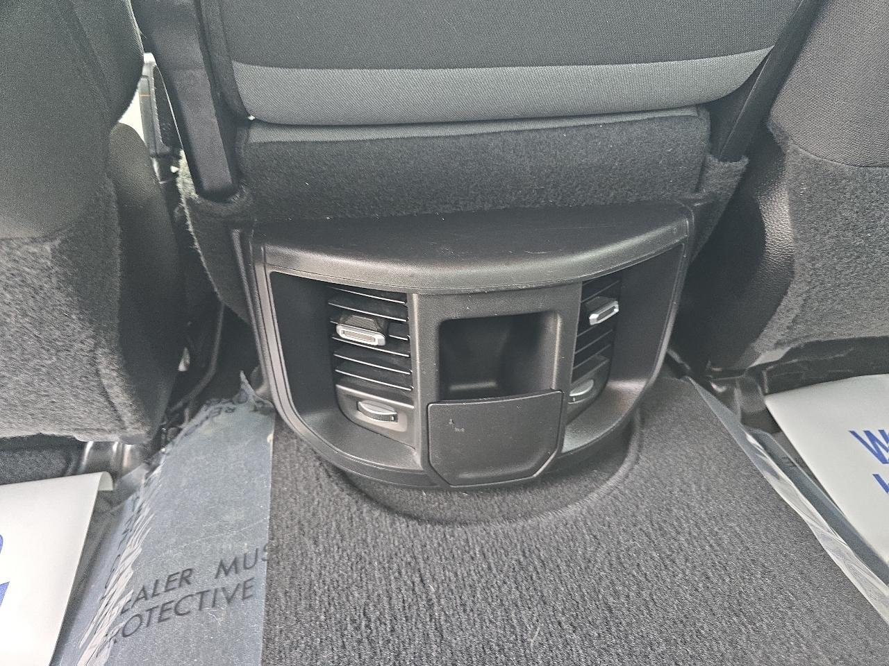 RAM 2500 Big Horn 4x4 Crew Cab 6'4" Box 2024