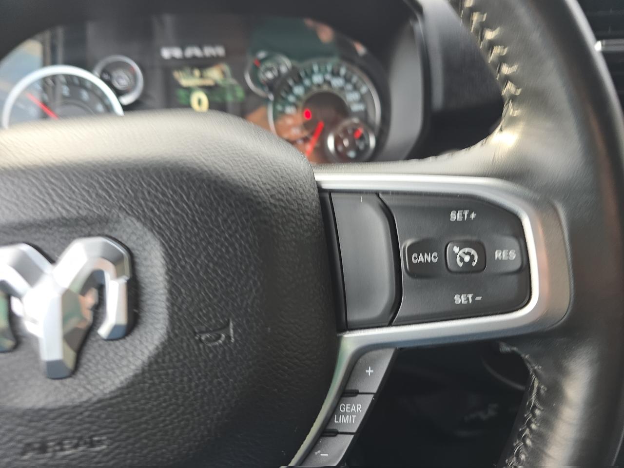 RAM 2500 Big Horn 4x4 Crew Cab 6'4" Box 2024