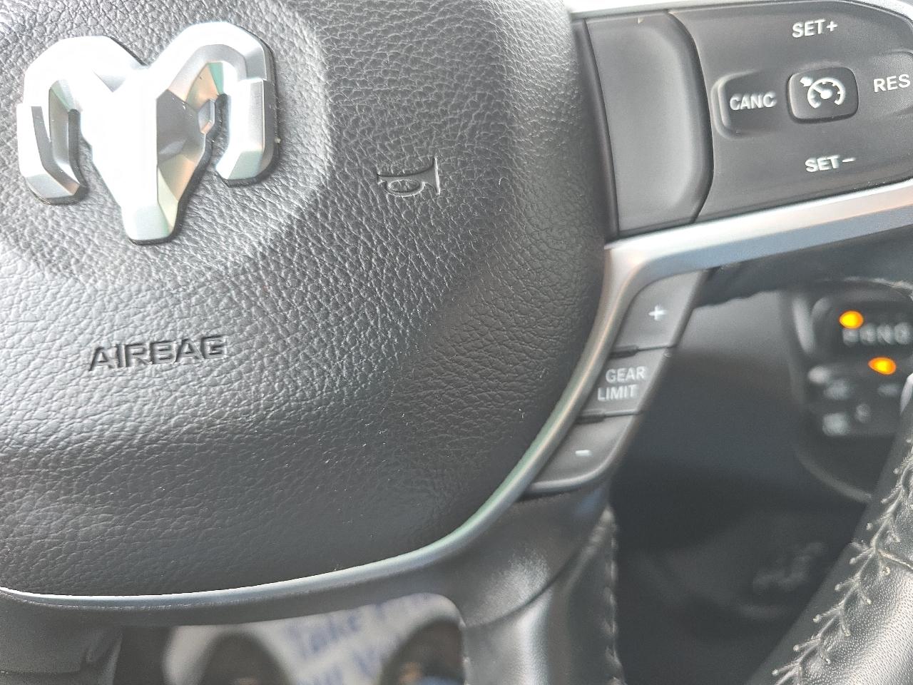 RAM 2500 Big Horn 4x4 Crew Cab 6'4" Box 2024