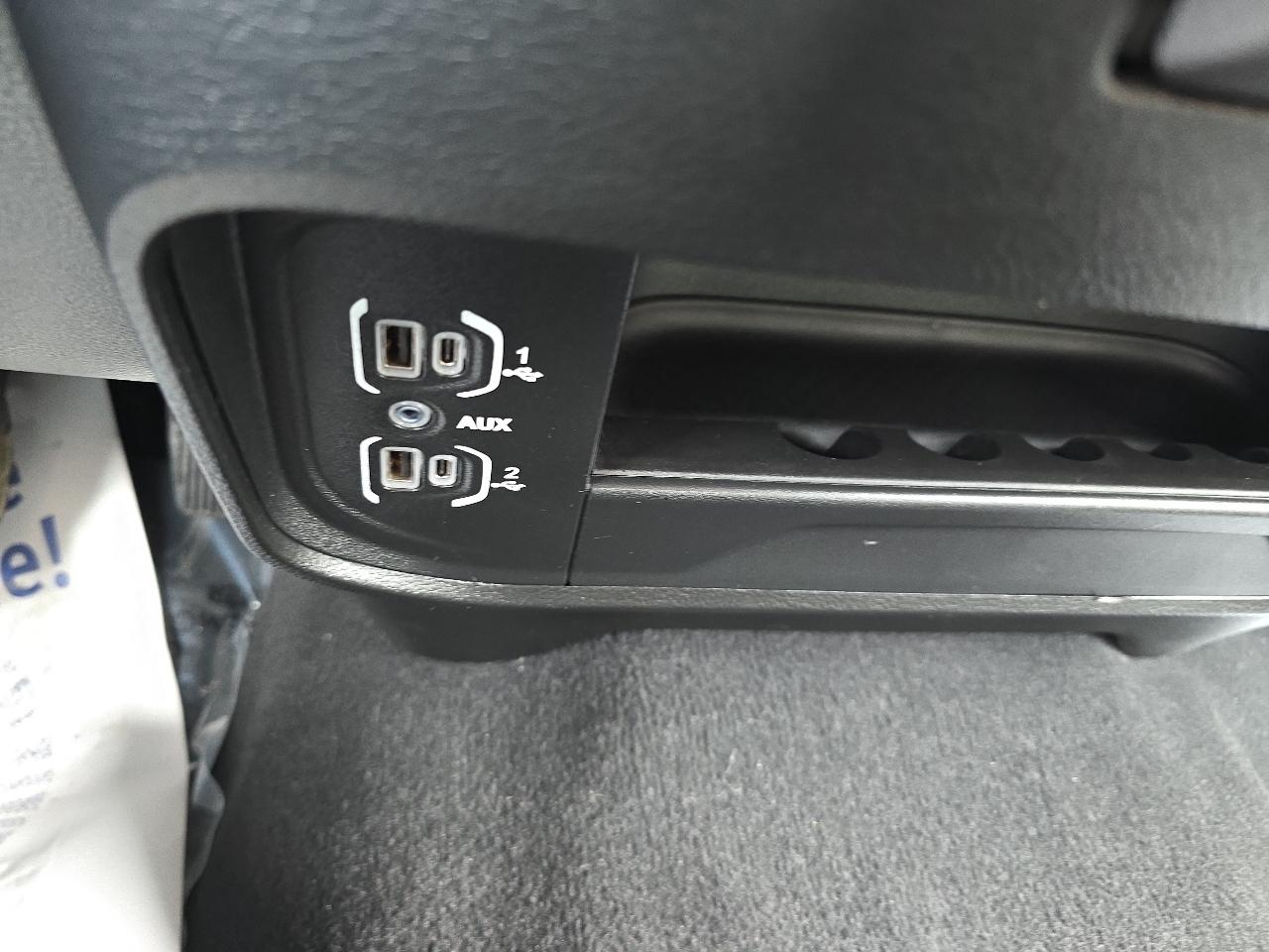 RAM 2500 Big Horn 4x4 Crew Cab 6'4" Box 2024