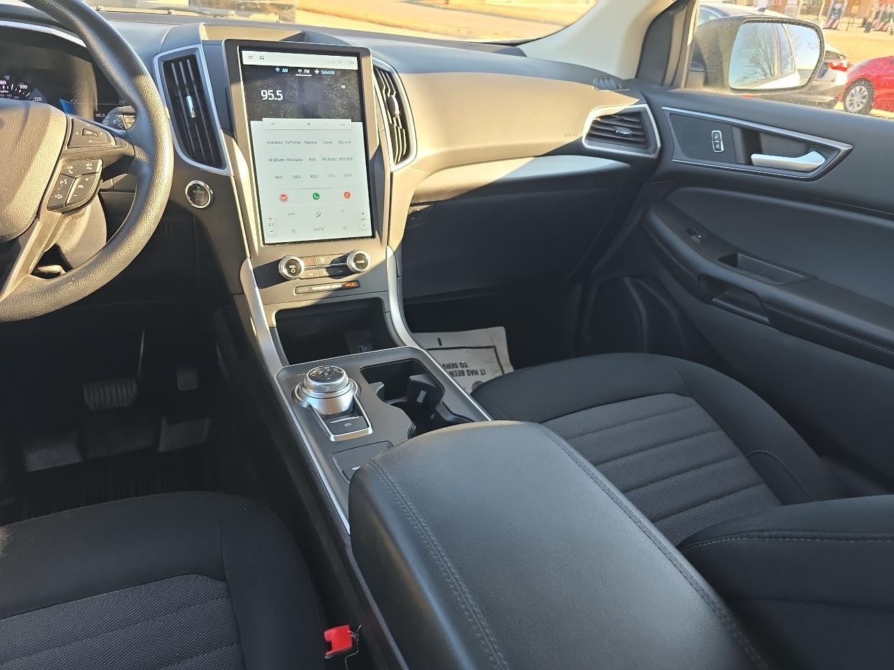 Ford Edge SE AWD 2021