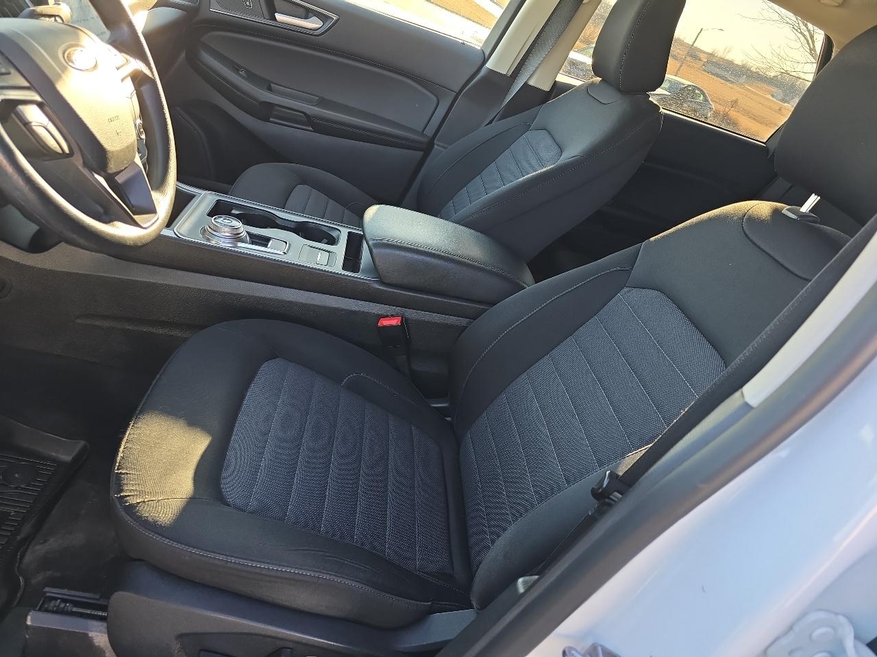 Ford Edge SE AWD 2021