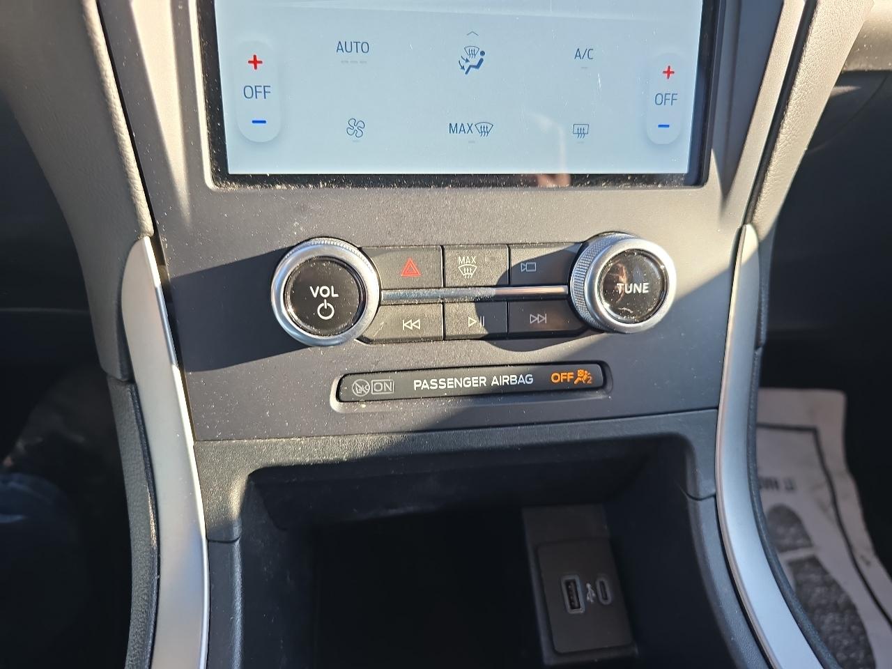 Ford Edge SE AWD 2021