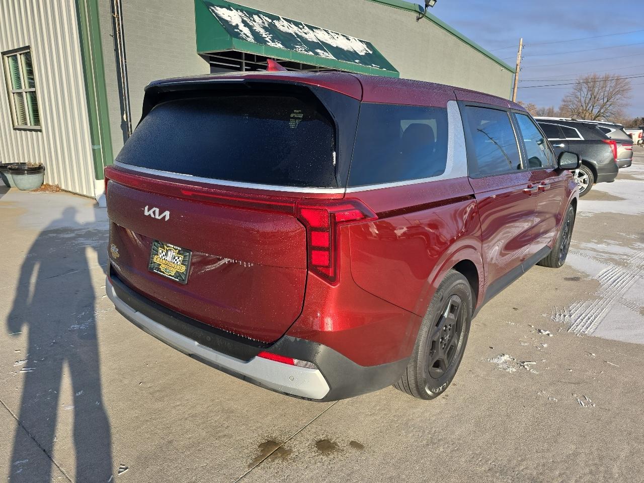 Kia Carnival LXS FWD 2025