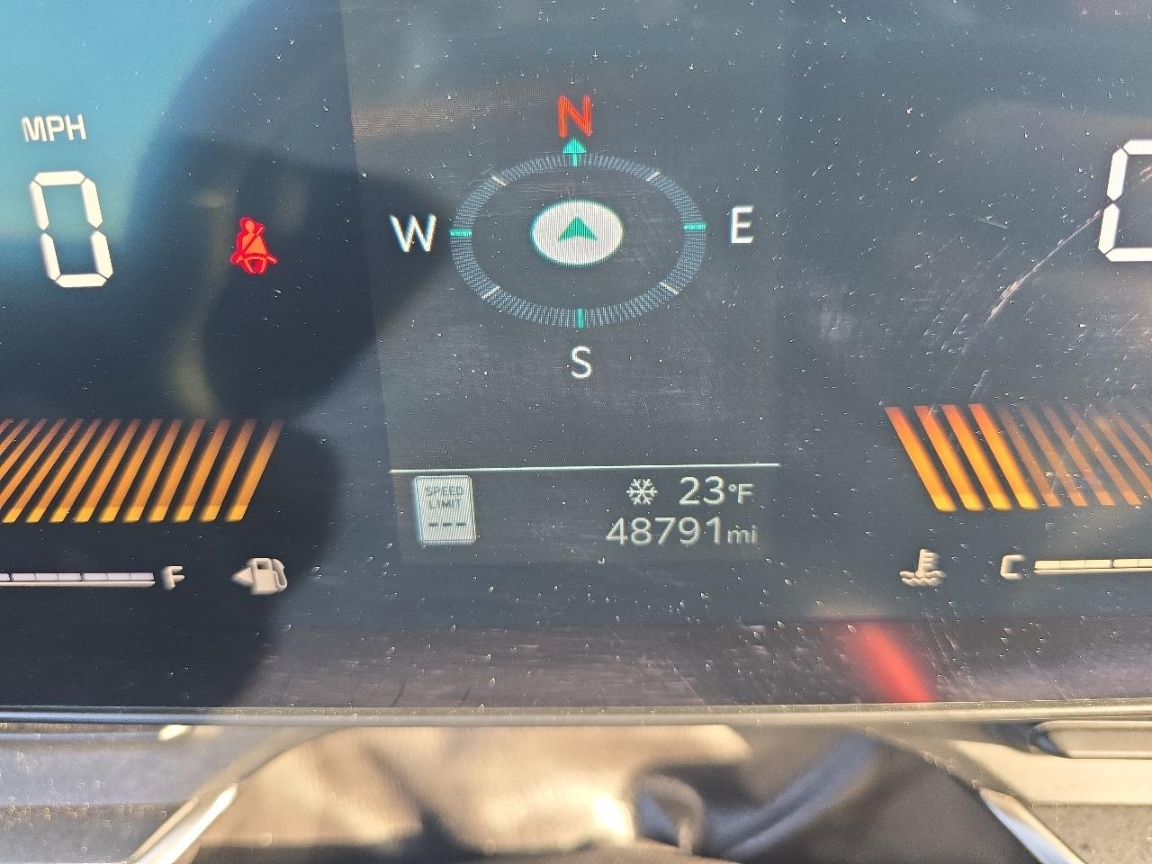 Kia Carnival LXS FWD 2025