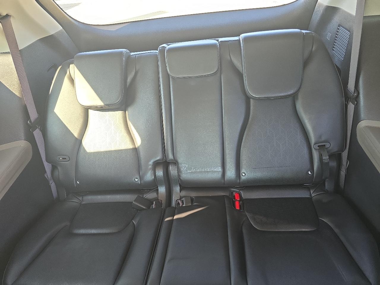Kia Carnival LXS FWD 2025
