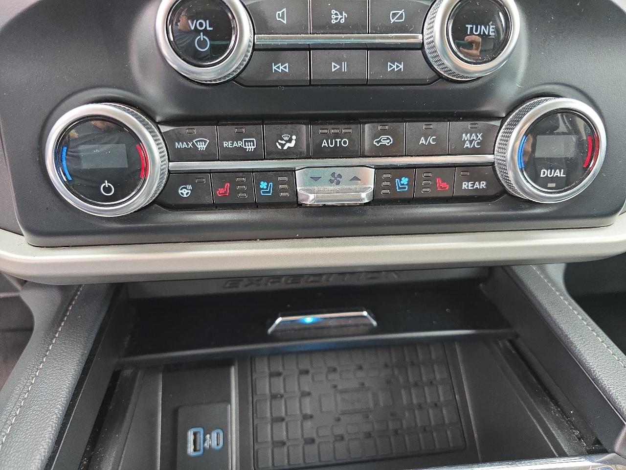 Ford Expedition Max XLT 4x4 2024