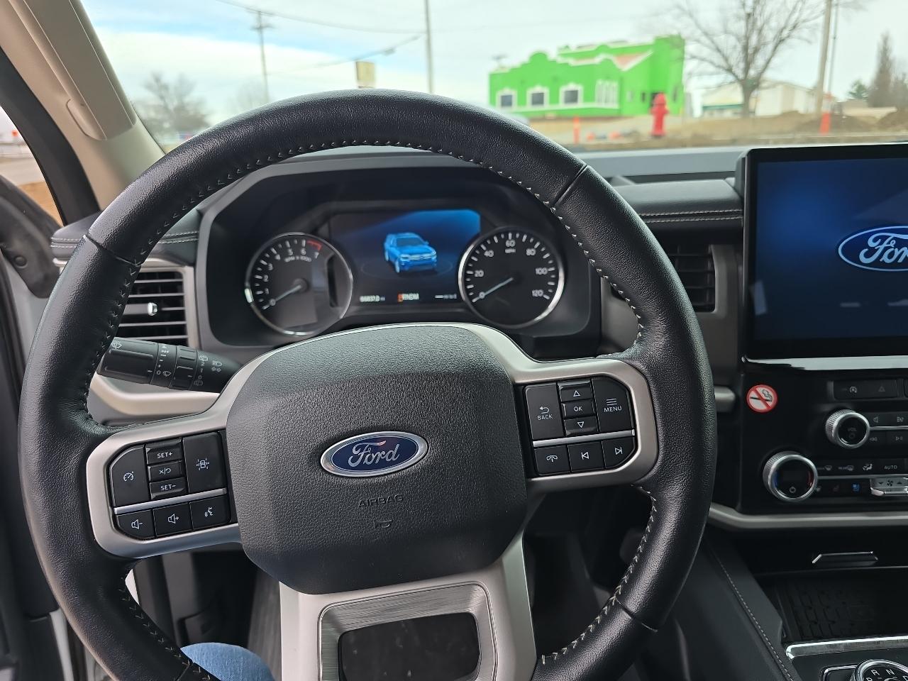 Ford Expedition Max XLT 4x4 2024