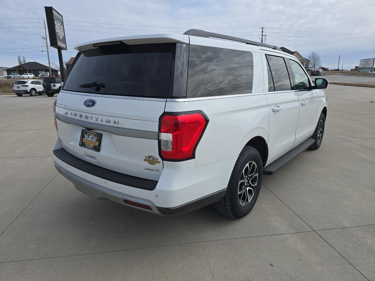 Ford Expedition Max XLT 4x4 2024