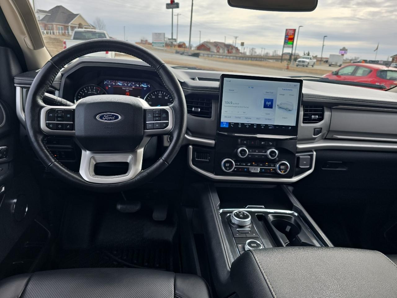 Ford Expedition Max XLT 4x4 2024