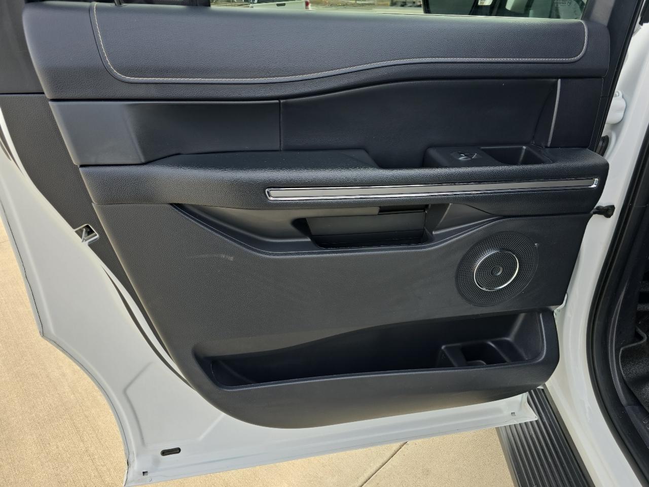 Ford Expedition Max XLT 4x4 2024