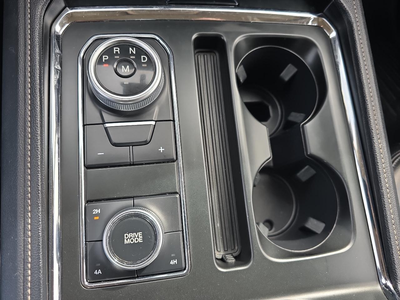 Ford Expedition Max XLT 4x4 2024