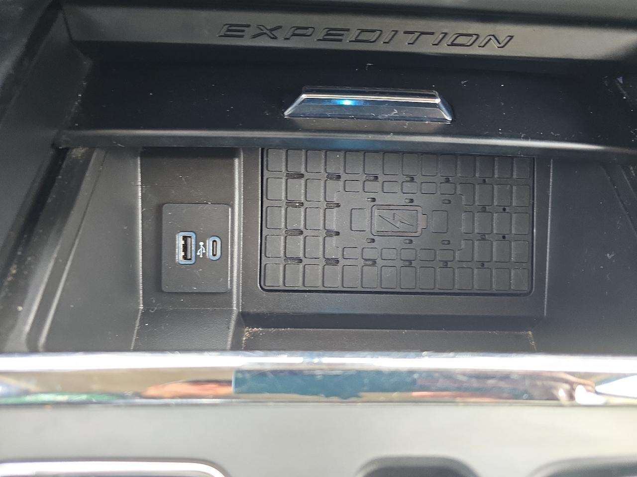 Ford Expedition Max XLT 4x4 2024