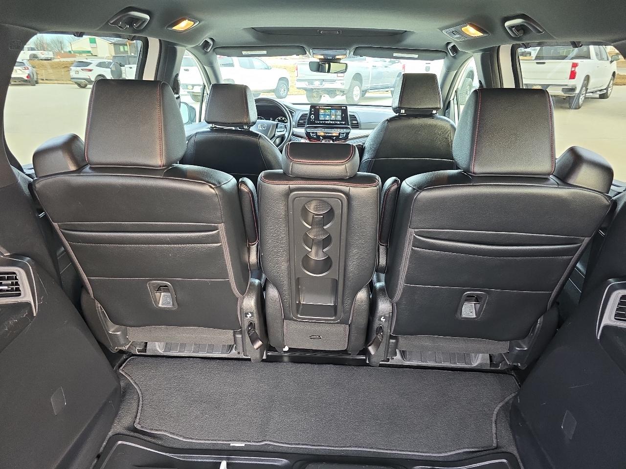 Honda Odyssey Sport-L Auto 2025